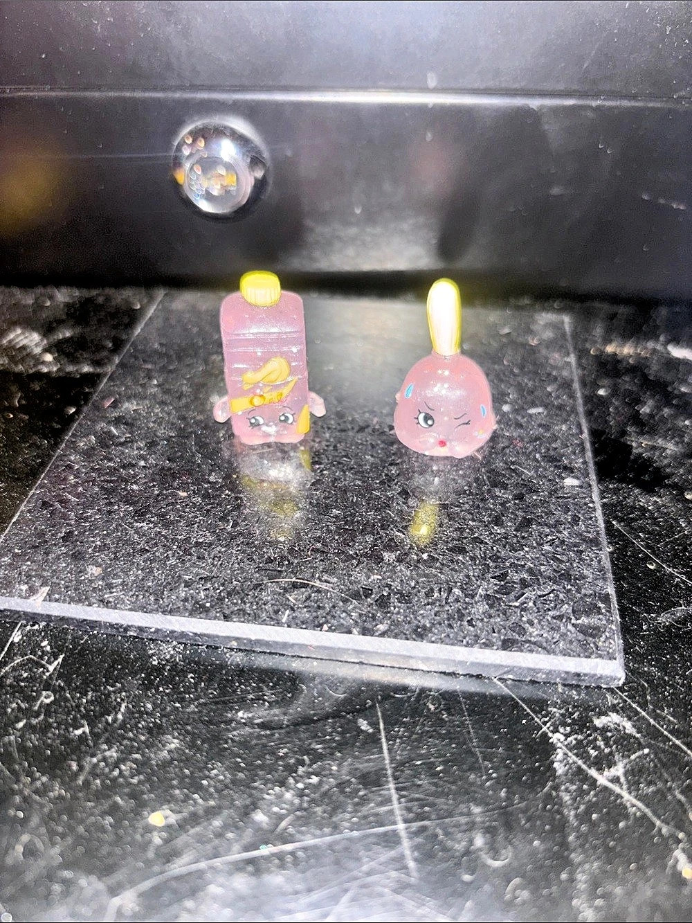 Ultra Rare Season 2 Shopkins oil and plunger